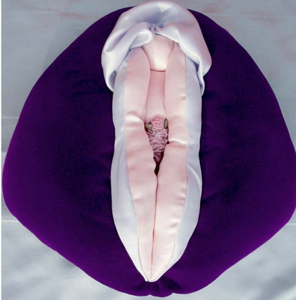 Vulva Kissen.